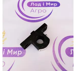 Флянець головки ножа жатки 6703953 , D44126900 Claas , Massey Ferguson Флянець головки ножа жатки 6703953 , D44126900 Claas , Massey Ferguson