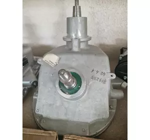 Редуктор DE20100, DE31853, DE19111, AH140127 до John Deere REMAN Редуктор DE20100, DE31853, DE19111, AH140127 до John Deere REMAN