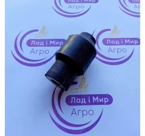 Втулка Рами Соломотряса AH125201 John Deere Втулка Рами Соломотряса AH125201 John Deere