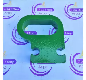 Кронштейн Металевий Задньої Навіски R156615 John Deere Кронштейн Металевий Задньої Навіски R156615 John Deere