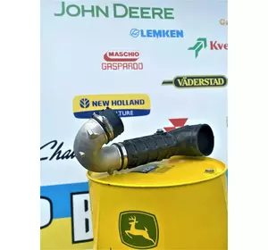 Патрубок Подачі Повітря Турбіні R558589 John Deere Патрубок Подачі Повітря Турбіні R558589 John Deere