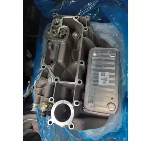 Kорпус в зборі масляного радіатору F934201510080 Fendt Kорпус в зборі масляного радіатору F934201510080 Fendt