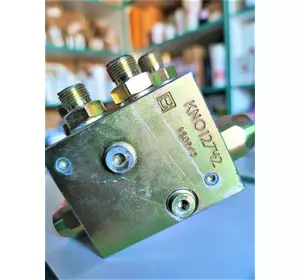 Гідроблок Плуга KK012740R Kverneland Гідроблок Плуга KK012740R Kverneland