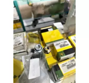 Гайка кріплення сегментів H125892 на техніку John Deere Гайка кріплення сегментів H125892 на техніку John Deere