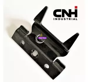Прижим ножа жатки 84287020 84409311 CNH Прижим ножа жатки 84287020 84409311 CNH