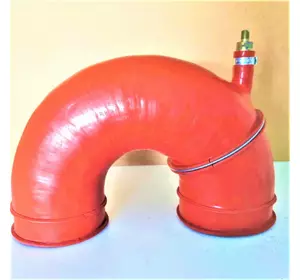 Патрубок Кутовий 84330949, 87357621, 87651295 CNH Патрубок Кутовий 84330949, 87357621, 87651295 CNH