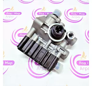 Повітряосушувач G945882140010, G931882140010, G931882140020 Fendt Повітряосушувач G945882140010, G931882140010, G931882140020 Fendt