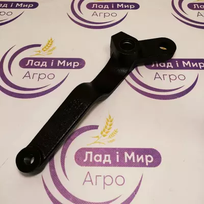 Кронштейн 700178415 Massey Ferguson